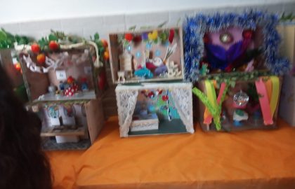 תערוכת סוכות יוצאת לדרך. הילדים יוצרים יצירות מדהימות.