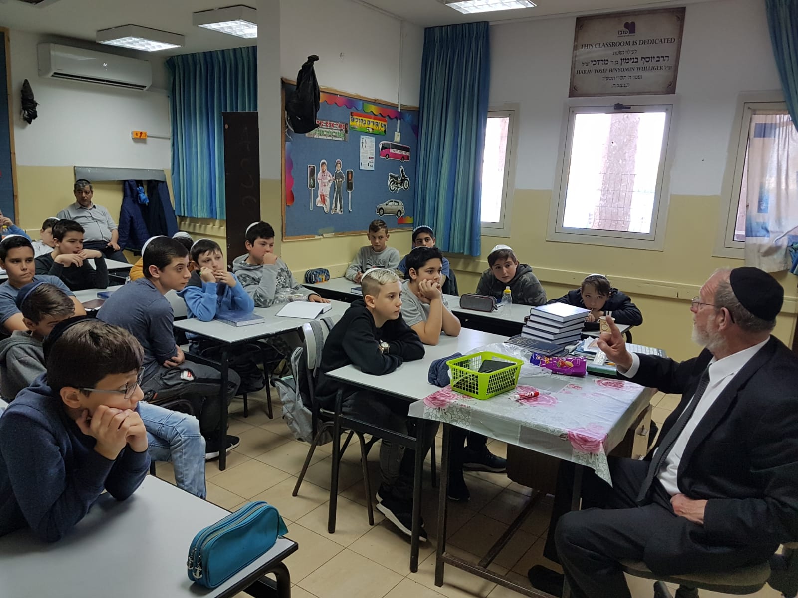 תודה מיוחדת למפקח רשת בתי הספר שובו. שהכין את התלמידים לקראת חג הפסח.