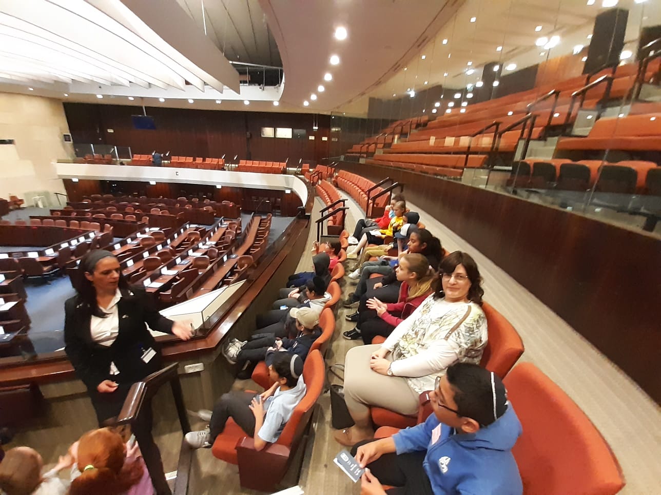 כיתות ה' ו' יצאו לסיור בכנסת.